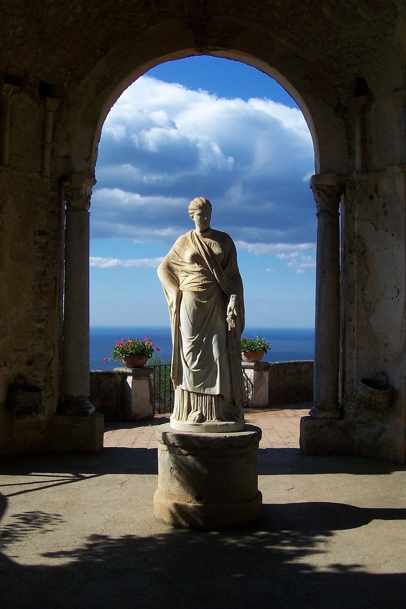 Villa Cimbrone, Italy